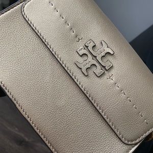 GUC Tory Burch gold crossbody